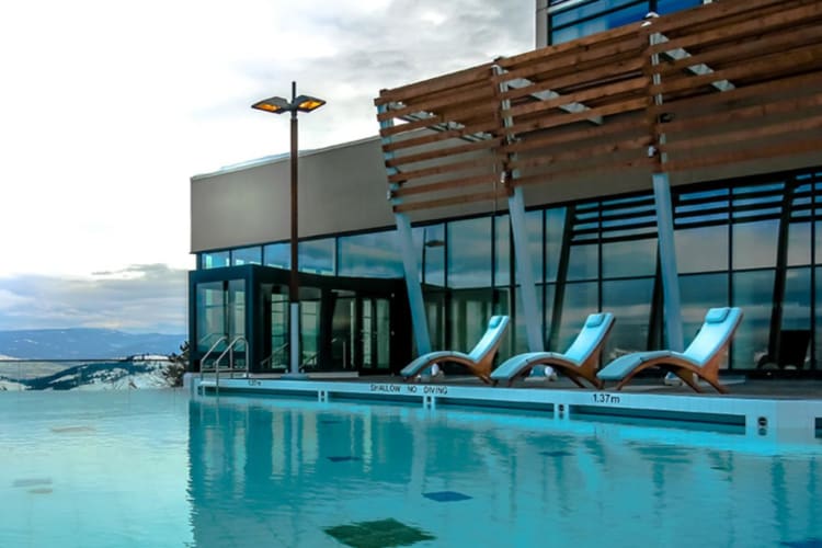 Outdoor infinity pool